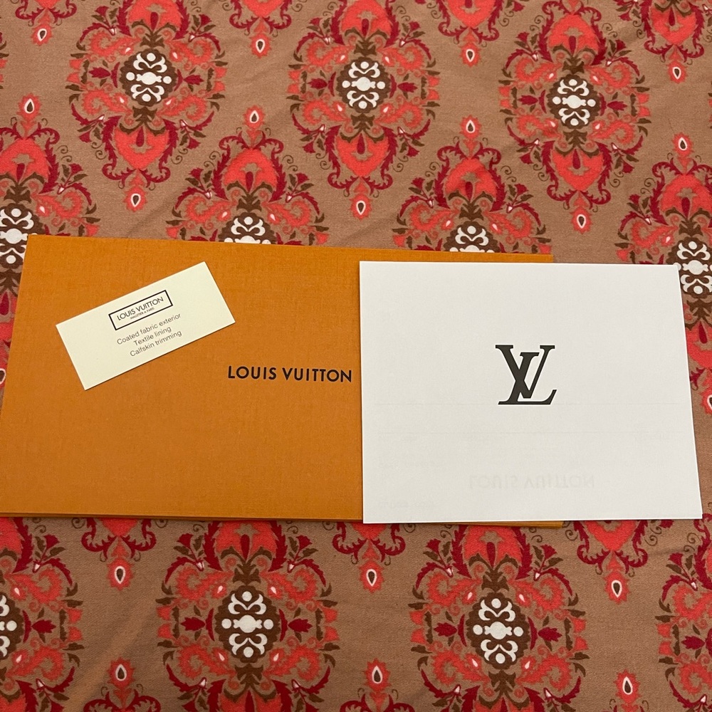 Louis Vuitton Brown Checkered Crossbody Bag - Picture 3 of 11